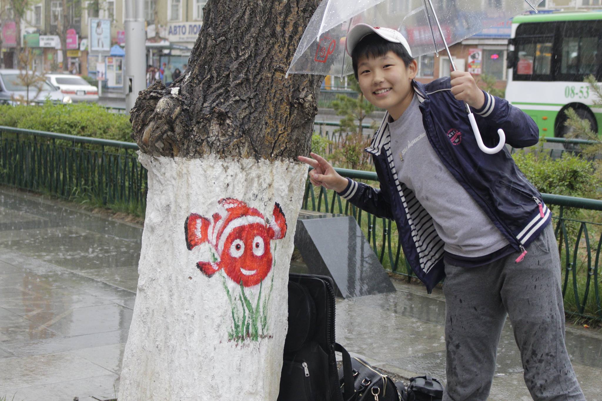 Хүүхэд багачууд эх дэлхийгээ гоёлоо /Фото/